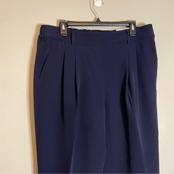 ✨ LOFT Pull-On Ankle Pants – Size Large – NWT ✨ - Picture 2 of 10